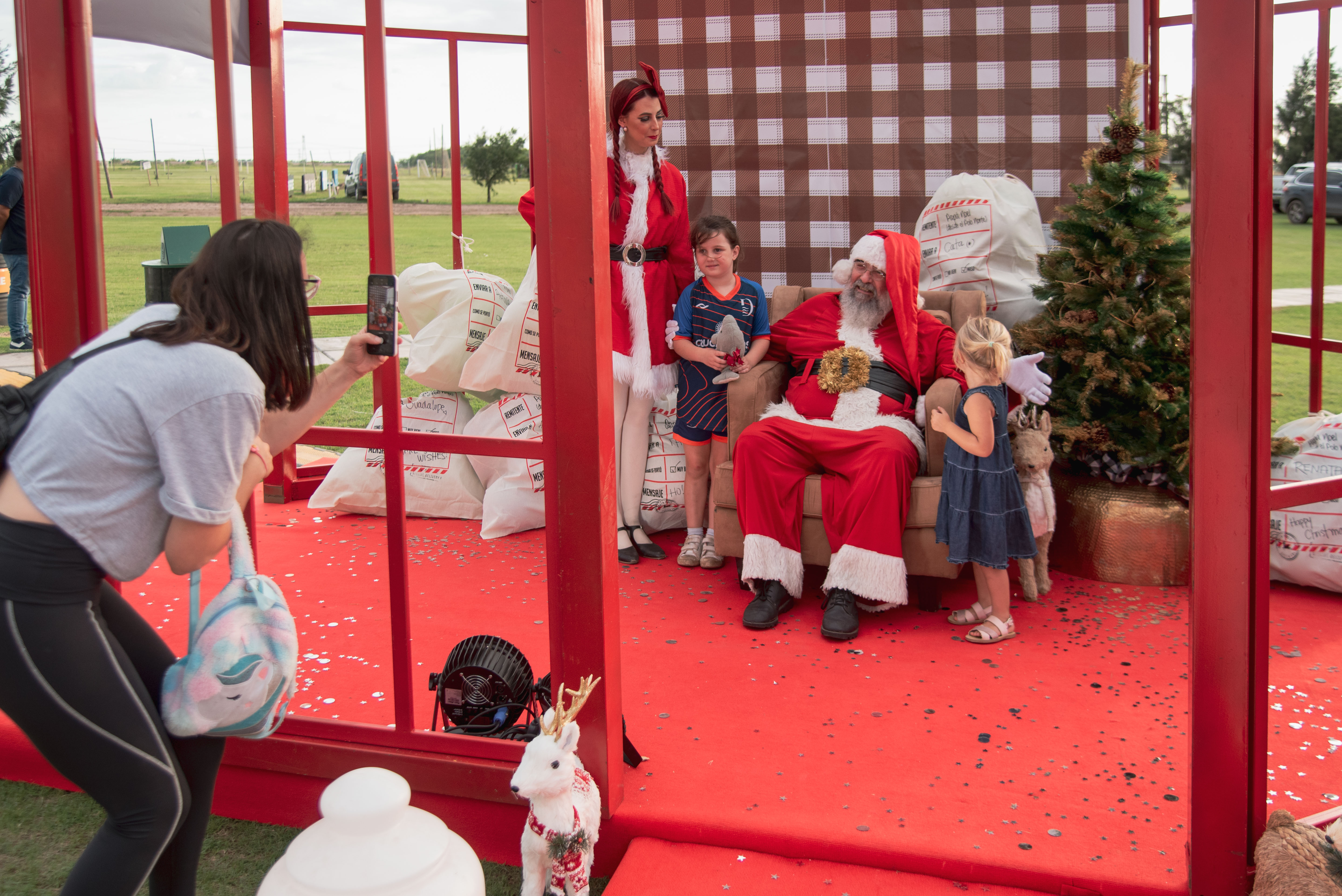 Funes se prepara para una gran fiesta navideña con un imperdible show en vivo y la visita de Papá Noel